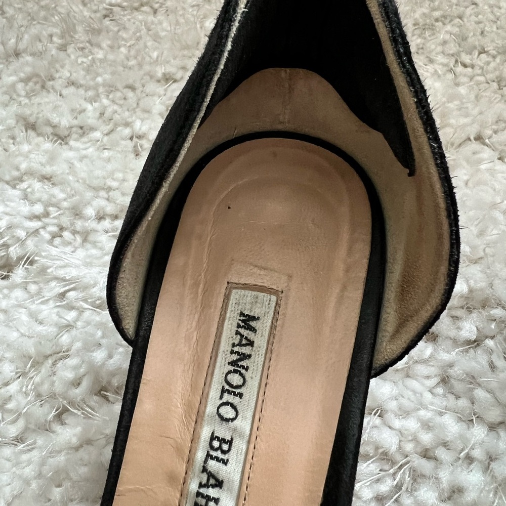 Manolo Blahnik Suede Ordido D’Orsay kitten heels - Picture 13 of 14
